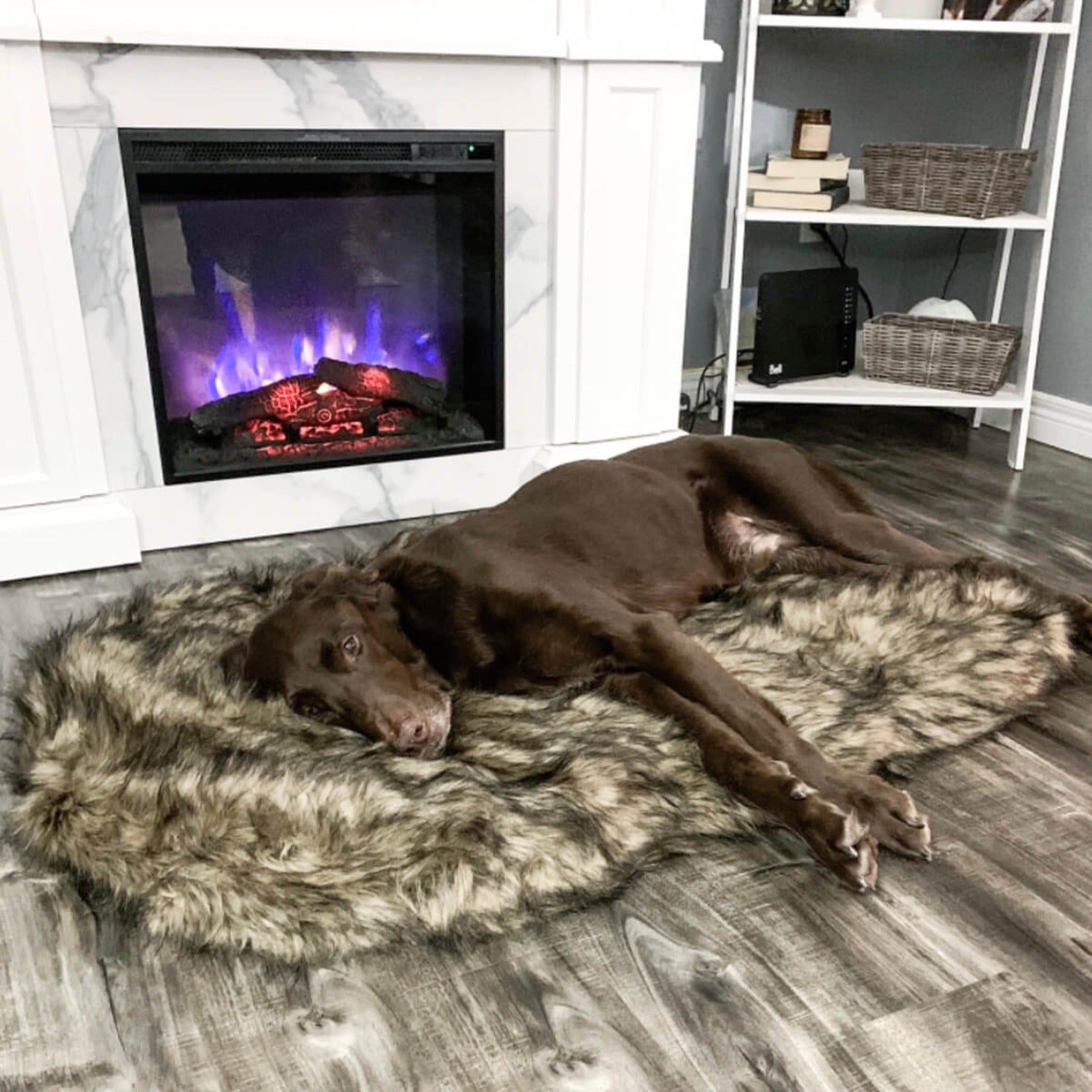 LaiFug 360 Memory Foam Dog Bed – Jumbo Faux Fur Pet Lounger